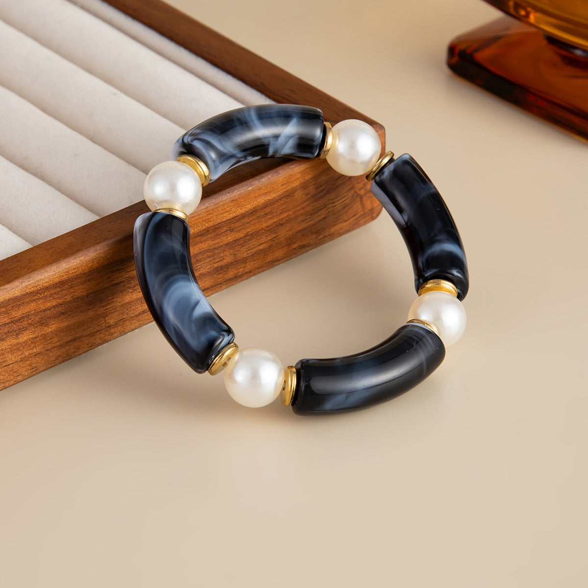 Beaded Blooming Resin Bamboo Elbow Bracelet